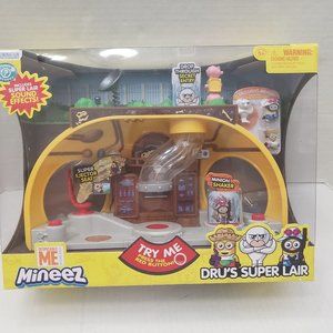 Despicable Me Dru's Super Lair Playset